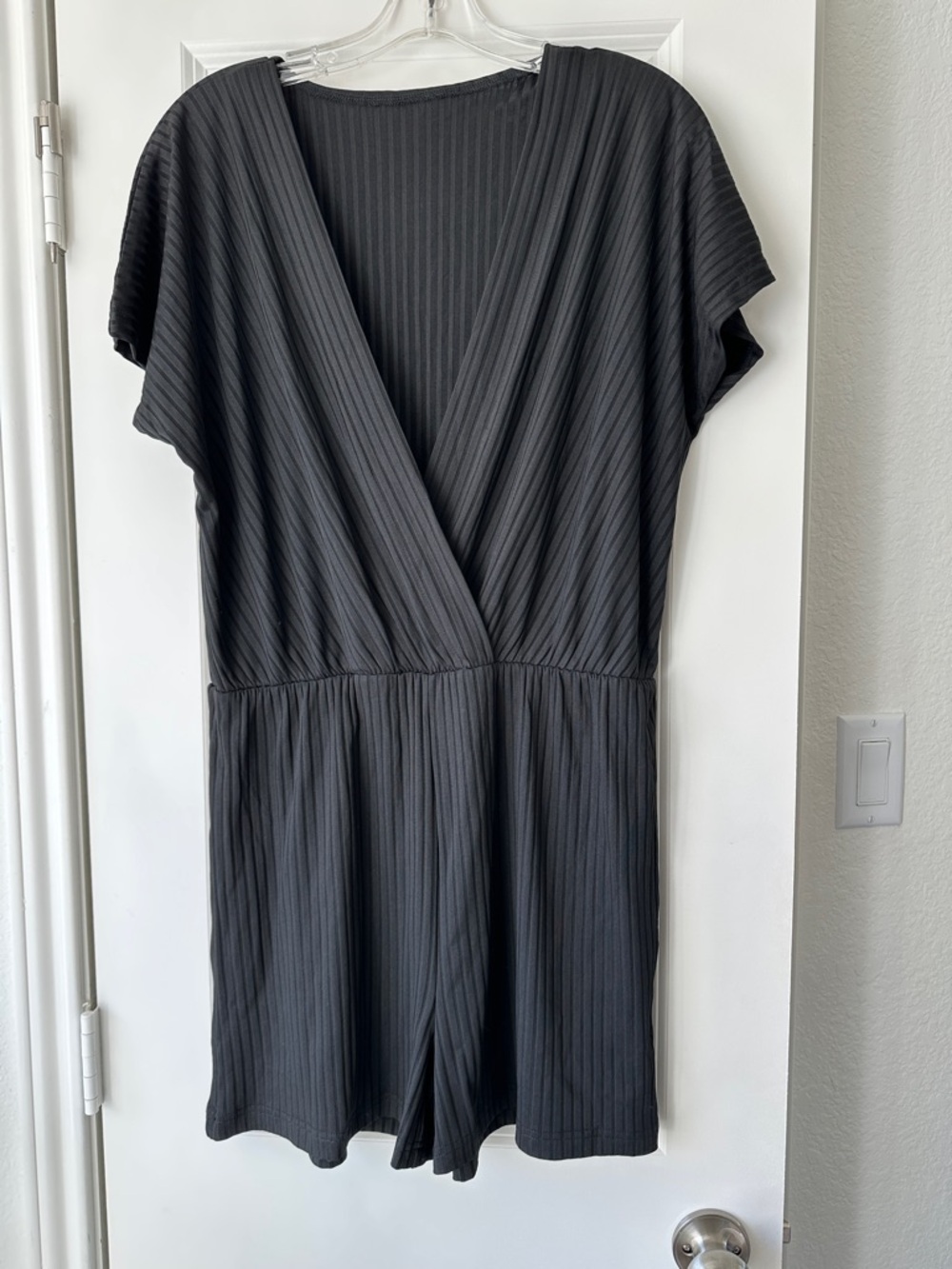 Womens Plus Size Black Short Sleeve Surplice Romper Ribbed Casual Chic - Picture 2 of 6